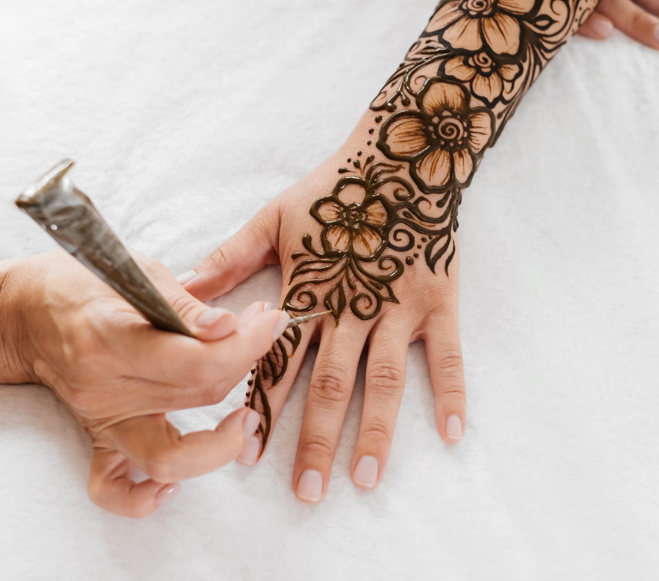 Henna Sail